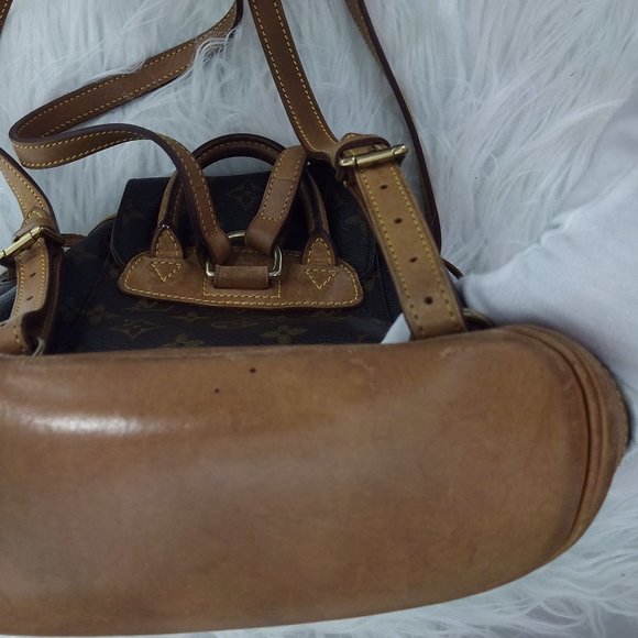 EXCEPTIONALLY CLEAN EUC LV Vintage Montsouris MM Backpack (w/ Dust Cover & Box) - Picture 8 of 16